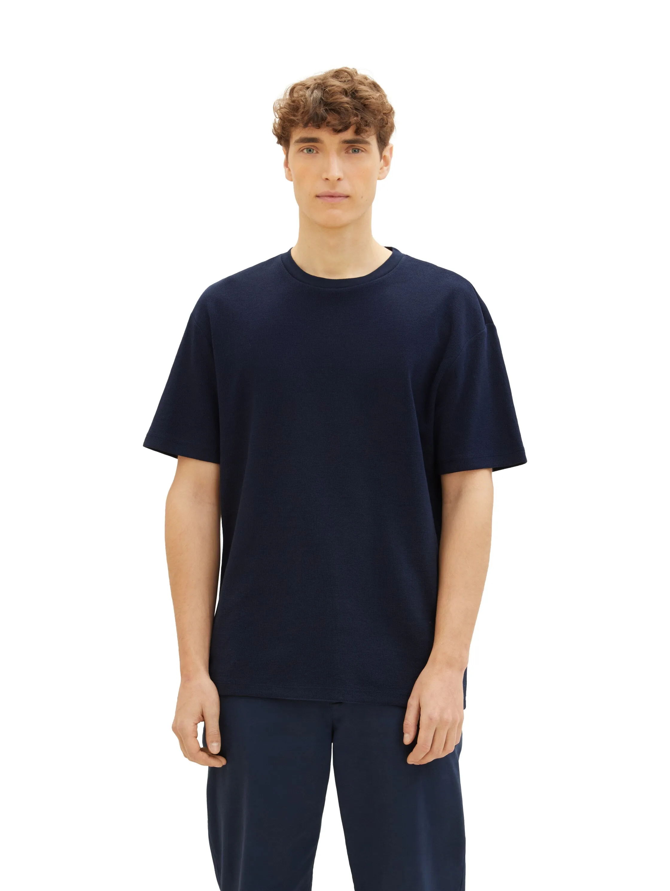 RELAXED STRUCTURED T-SHIRT